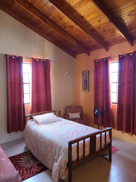 브리지타운 Donamae 2 Story Barbados House 빌라 외부 사진
