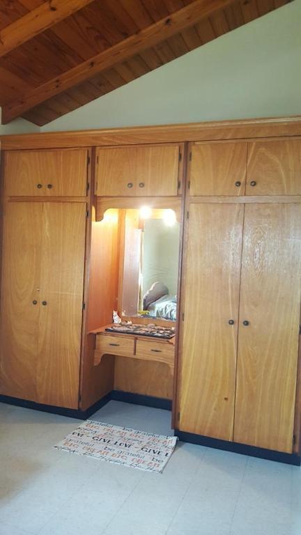 브리지타운 Donamae 2 Story Barbados House 빌라 외부 사진