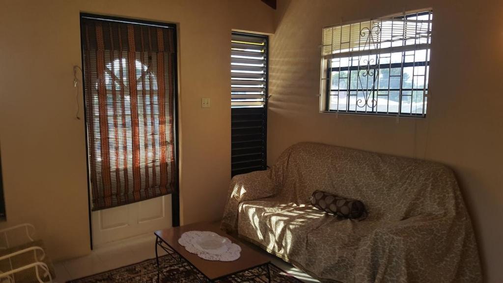 브리지타운 Donamae 2 Story Barbados House 빌라 외부 사진